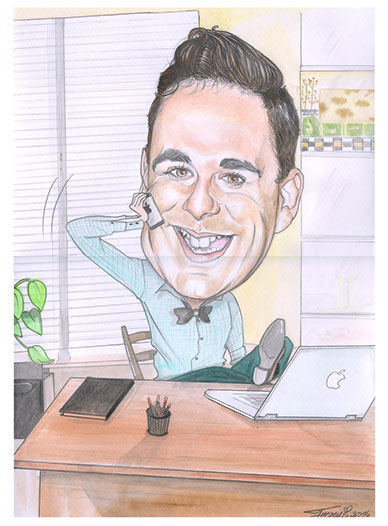 Barevná karikatura usměvavého muže v obleku, který sedí v kanceláři s nohama na stole a vesele telefonuje.