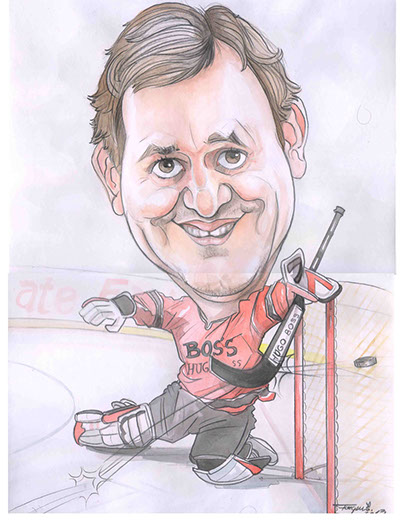 barevná karikatura oslavence jako hokejového brankáře, který v bráně chytá narozeninový dort místo puku.